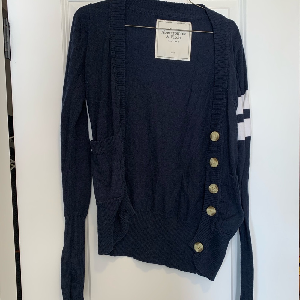 Women’s Sweater Size S